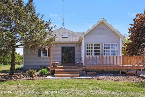 2426 E Colony Road, St. Johns, MI 48879