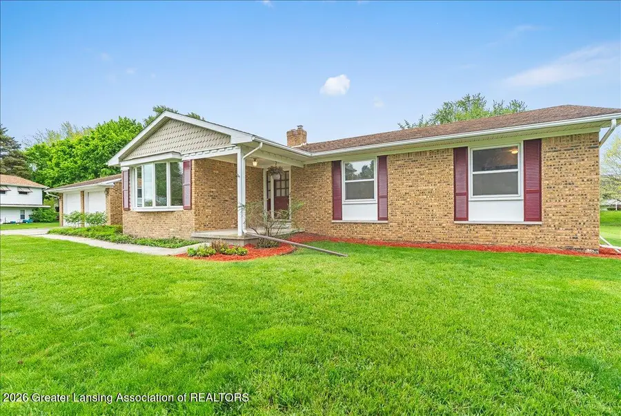 7970 Vista Avenue, Grand Ledge, MI 48837 - #2