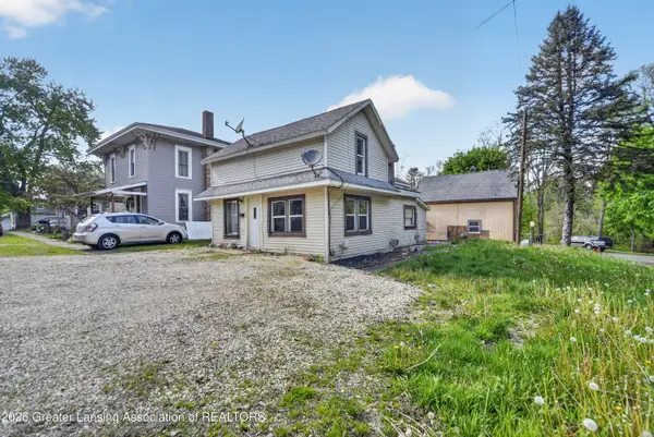 122 & 124 E Mill Street, Bellevue, MI 49021