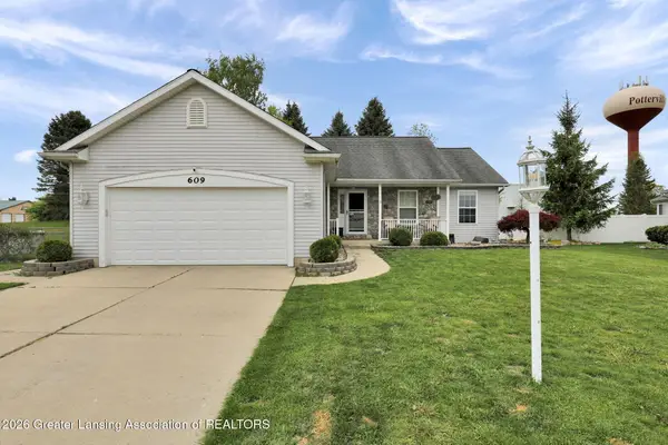 609 Laurens Way, Potterville, MI 48876