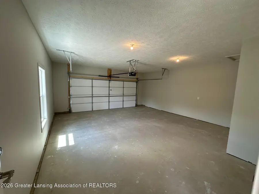 1487 Superior Drive #20, Saint Johns, MI 48879 - #3