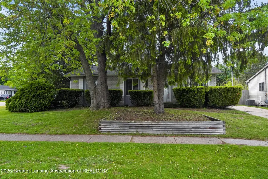 1588 Grayfriars Avenue, Holt, MI 48842 - #2