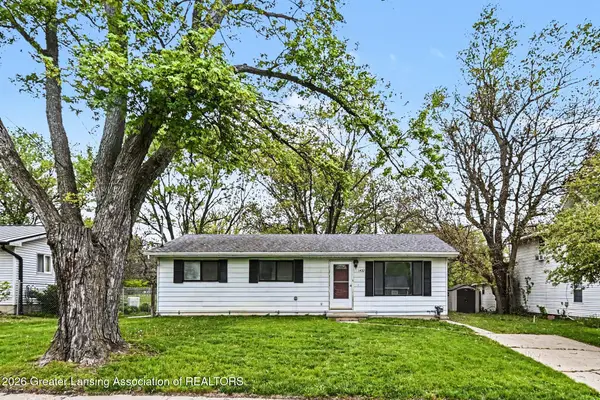 1422 Pierce Road, Lansing, MI 48910