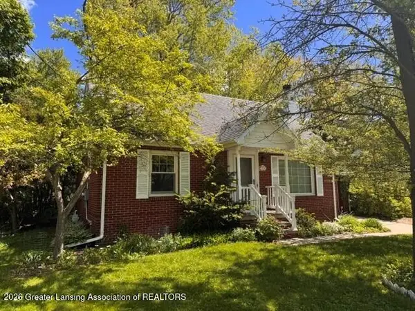 1114 Sunset Lane, East Lansing, MI 48823