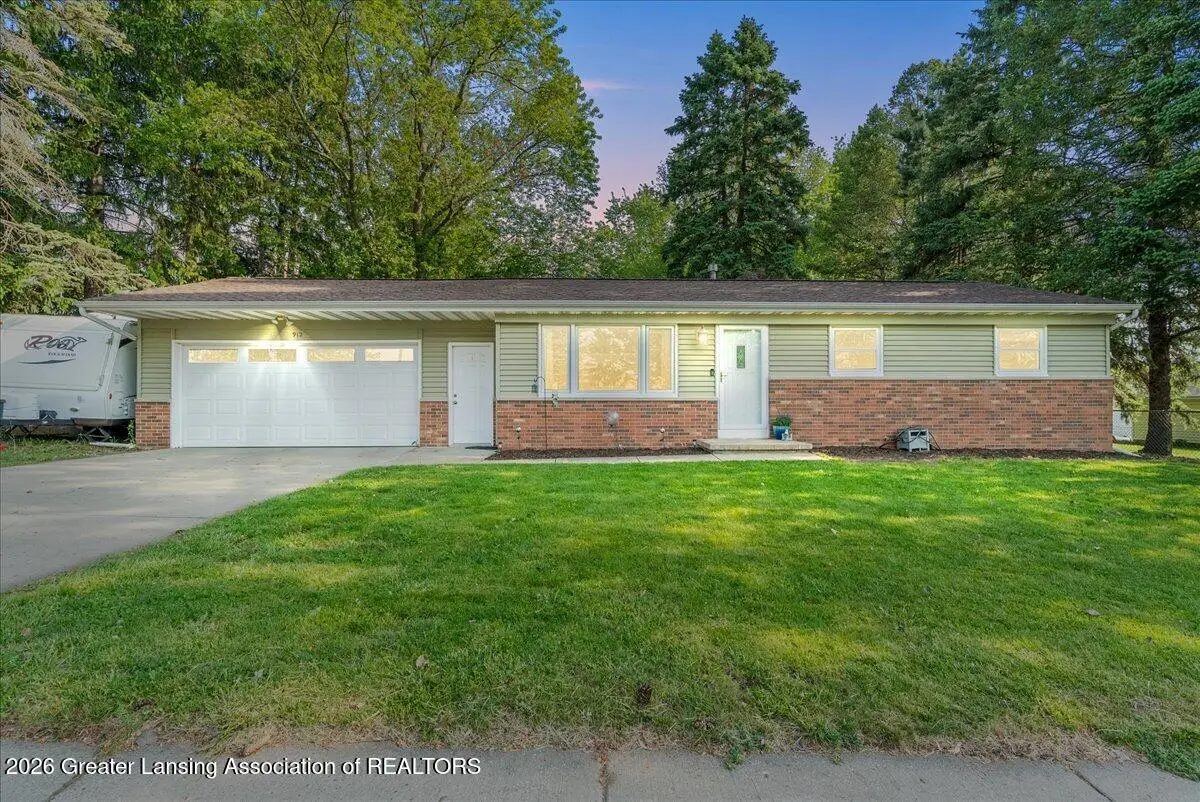 912 W Shepherd Street, Charlotte, MI 48813 - #1