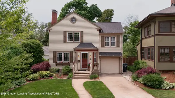 225 E Chesterfield Parkway, East Lansing, MI 48823