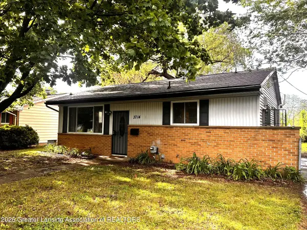 3714 Sumpter Street, Lansing, MI 48911