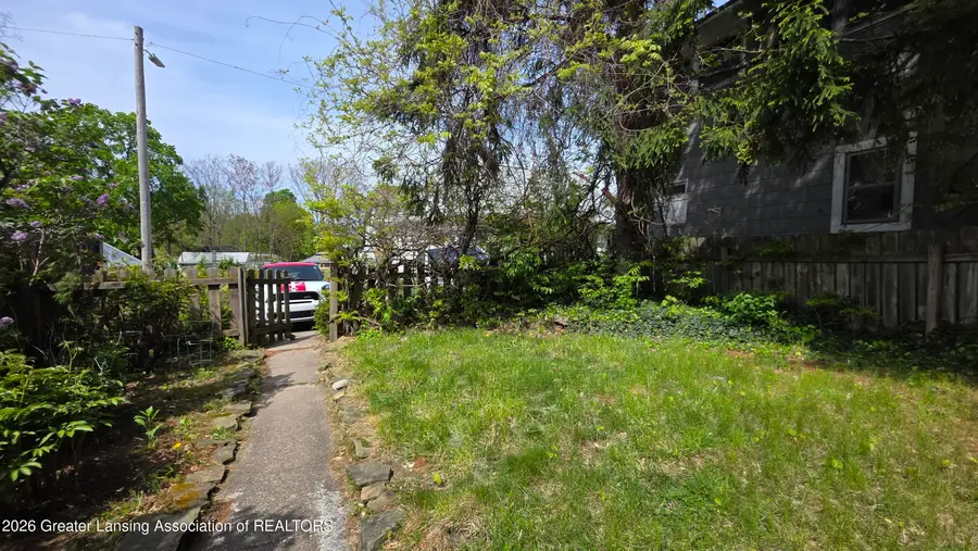 219 E Mount Hope Avenue, Lansing, MI 48910 - #3