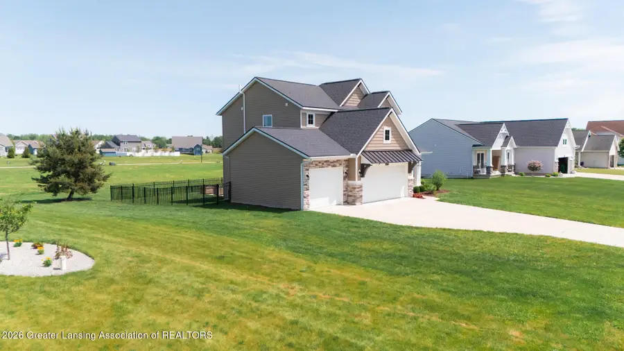 2294 W Gallant Fox Way, Saint Johns, MI 48879 - #3