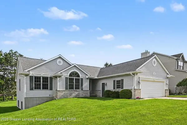 1160 Lacosta Drive, DeWitt, MI 48820
