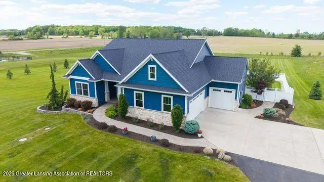 3950 W Howe Road, Dewitt, MI 48820 - #2