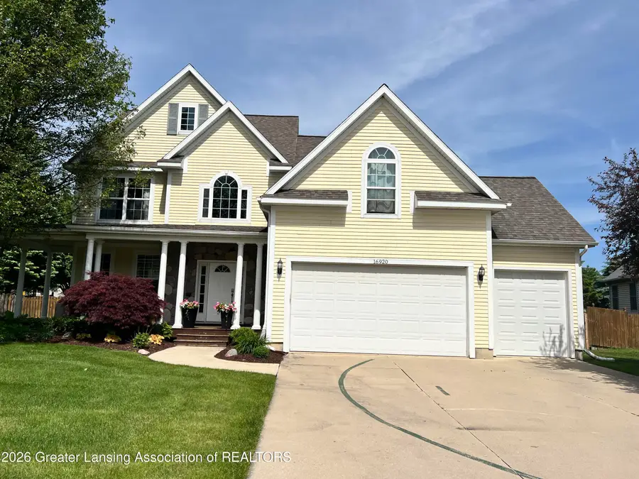 16920 Black Walnut Lane, East Lansing, MI 48823 - #2