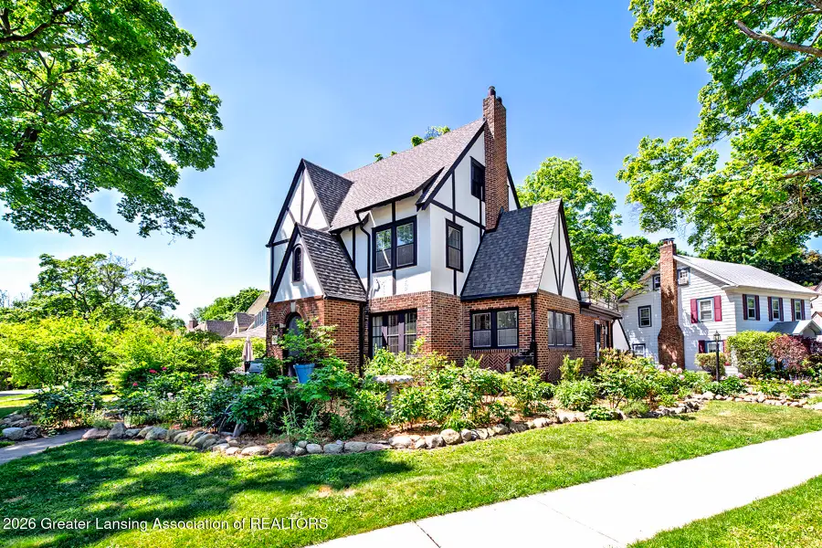 363 University Drive, East Lansing, MI 48823 - #2