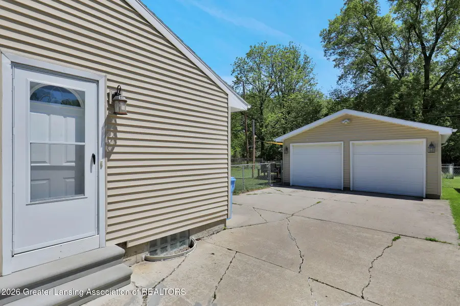 1627 S Holly Way, Lansing, MI 48910 - #3