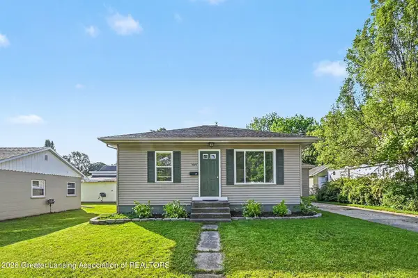 729 Riverside Drive, Portland, MI 48875