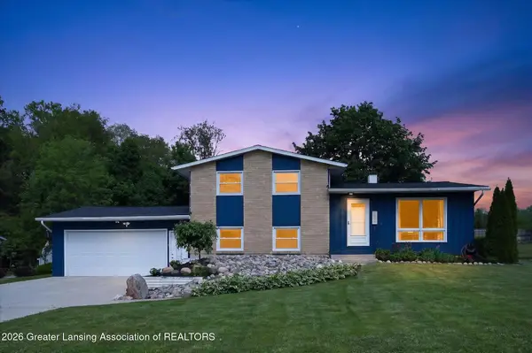 619 Charleston Road, Lansing, MI 48917