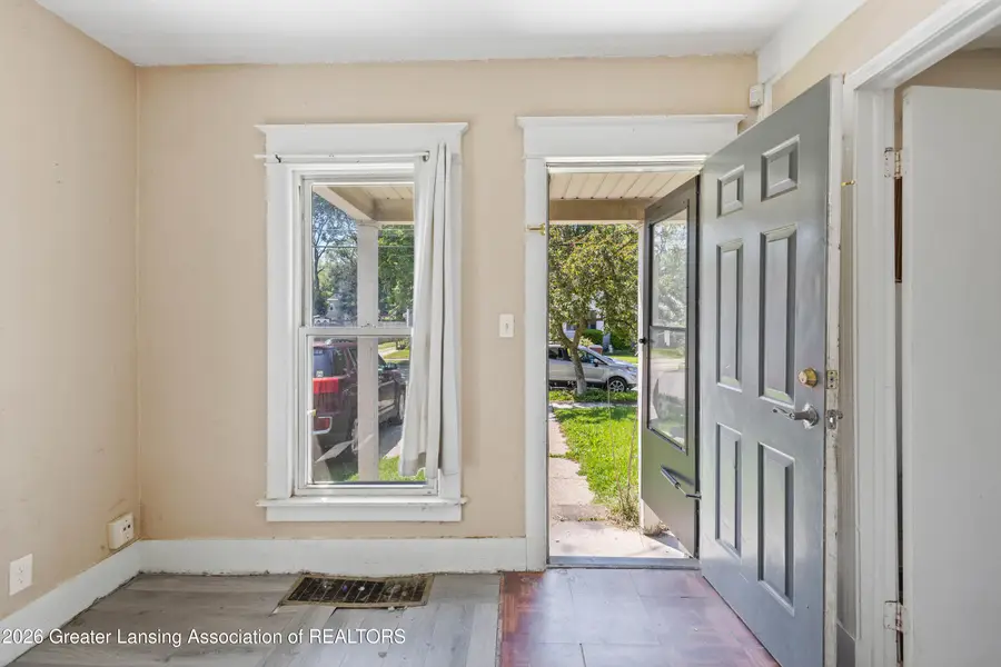 1438 Roosevelt Avenue, Lansing, MI 48915 - #3