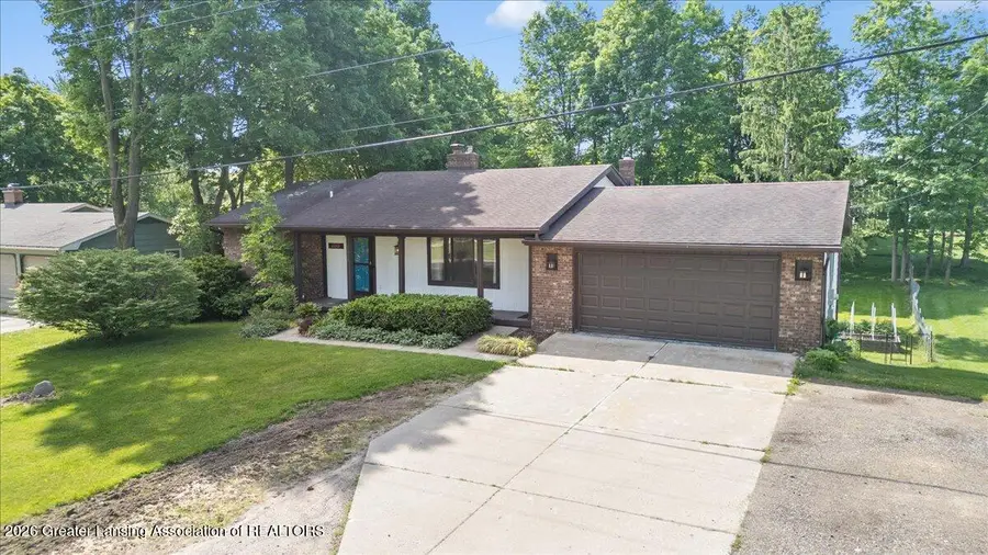 5626 E Willow Highway, Grand Ledge, MI 48837 - #3