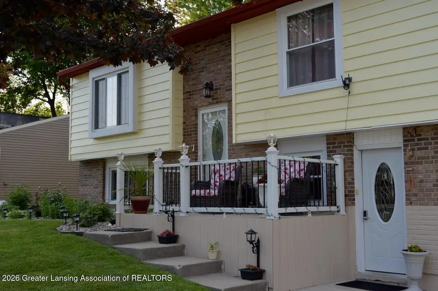 3948 Gilford Circle, Lansing, MI 48911 - #2