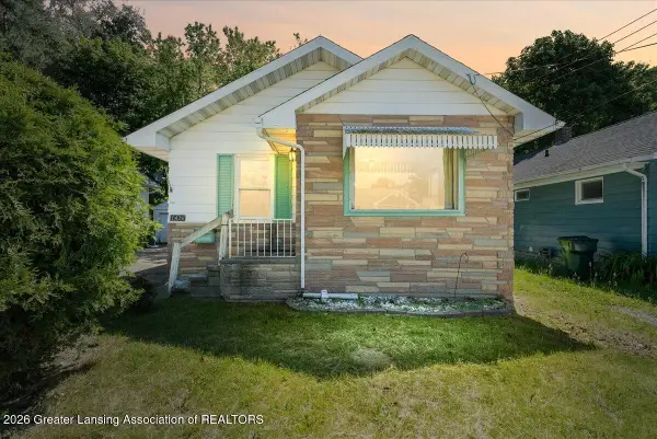 1426 Roseneath Avenue, Lansing, MI 48915