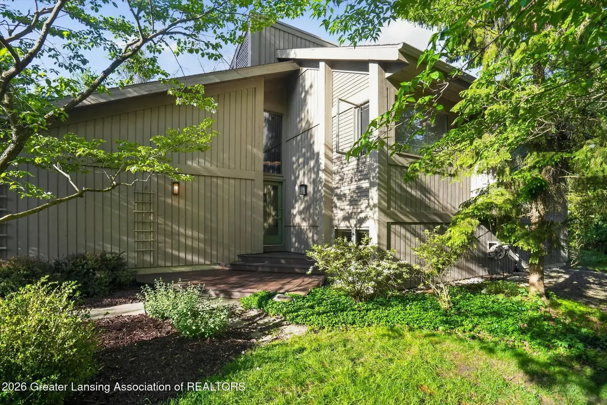 6134 Oak Park Trail, Haslett, MI 48840 - #1