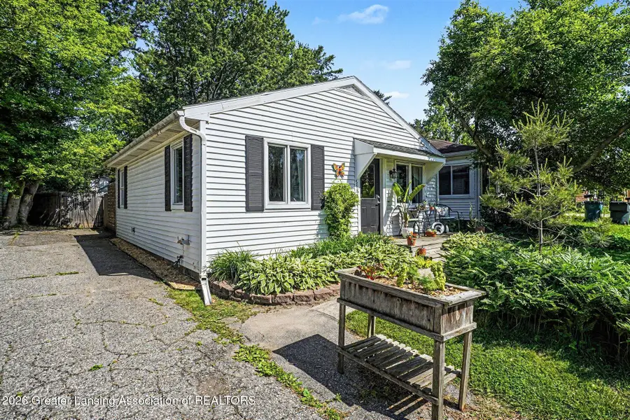 568 Lexington Avenue, East Lansing, MI 48823 - #2