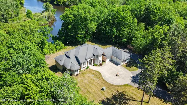 10791 W Jolly Road, Lansing, MI 48911