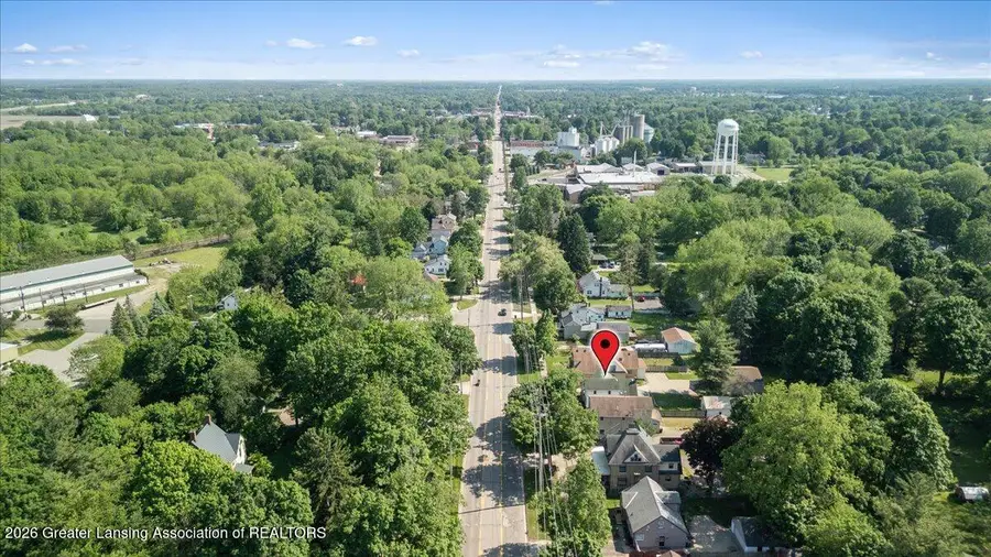 725 N Cochran Avenue, Charlotte, MI 48813 - #2