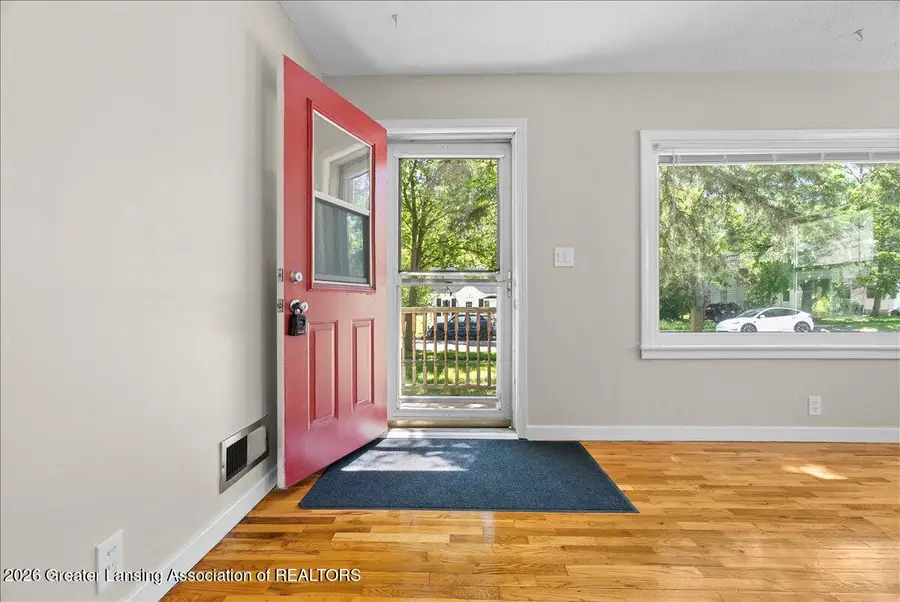 543 Fenton Street, Lansing, MI 48910 - #3