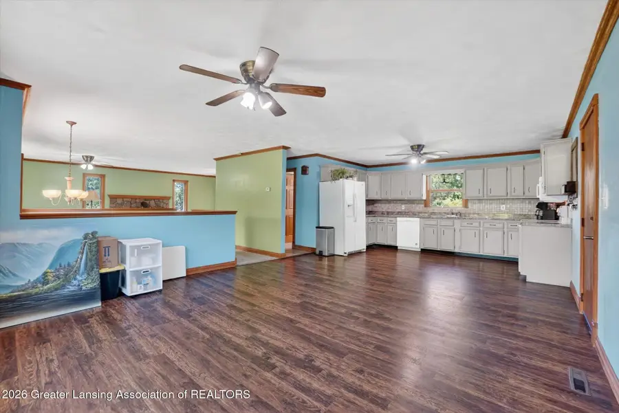 2141 N Meridian Road, Ovid, MI 48866 - #3
