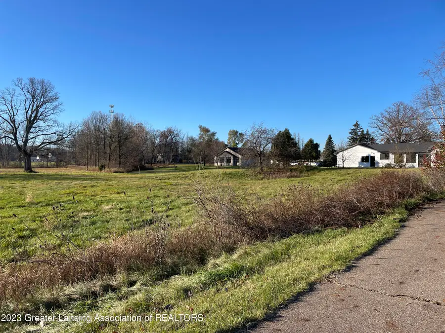 315 Hamman Drive, Eaton Rapids, MI 48827 - #3