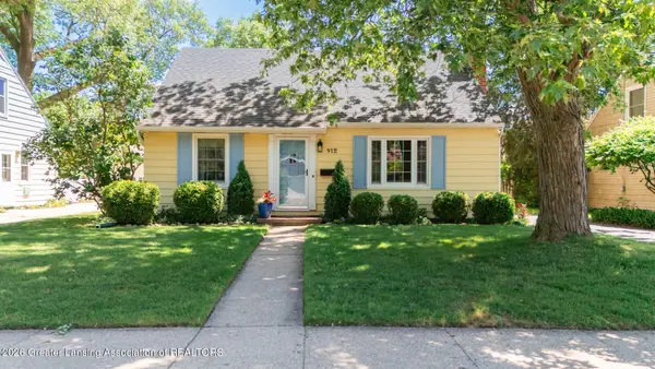 912 Evergreen Avenue, East Lansing, MI 48823