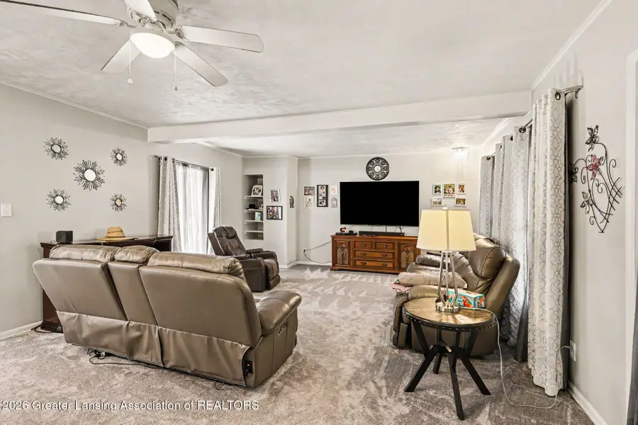 665 N Clinton Trail, Charlotte, MI 48813 - #3