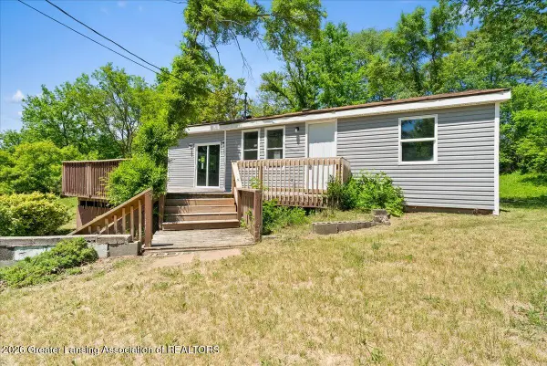 411 Chilson Avenue, Lansing, MI 48906