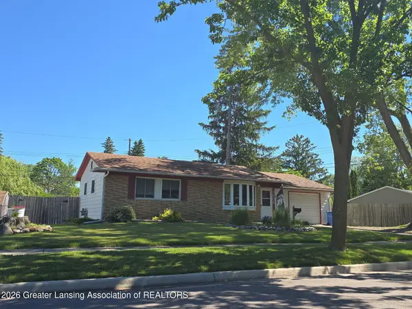 3901 Kendalwood Drive, Lansing, MI 48911