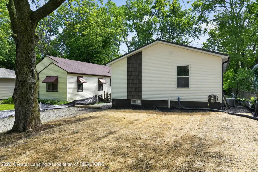 526 N Deerfield Avenue, Lansing, MI 48917 - #3