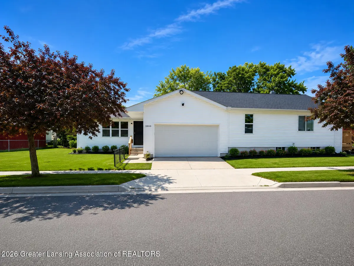 1000 Samantha Avenue, Lansing, MI 48910 - #1