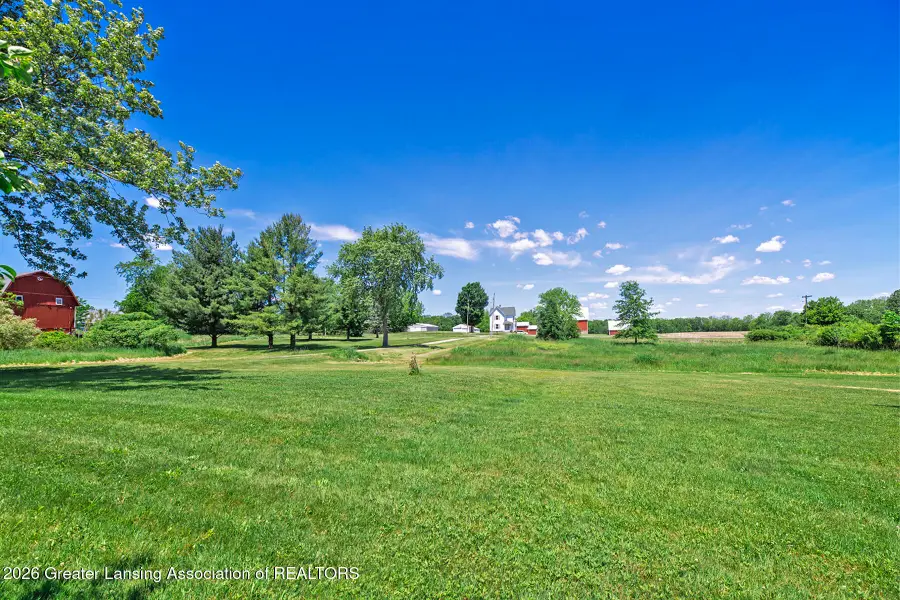 2658 E Gresham Highway, Charlotte, MI 48813 - #3