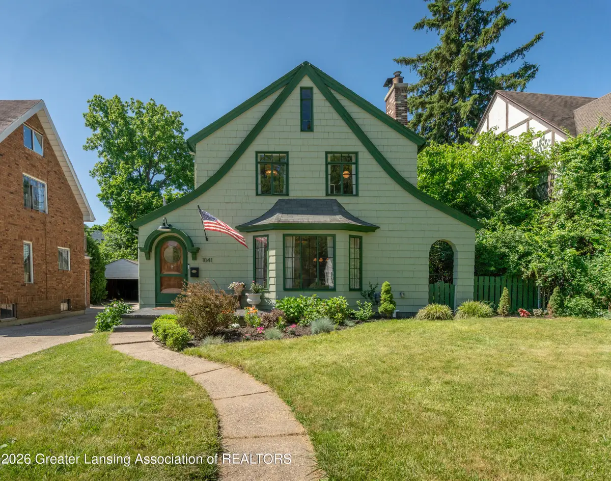 1041 W Grand River Avenue, East Lansing, MI 48823 - #1
