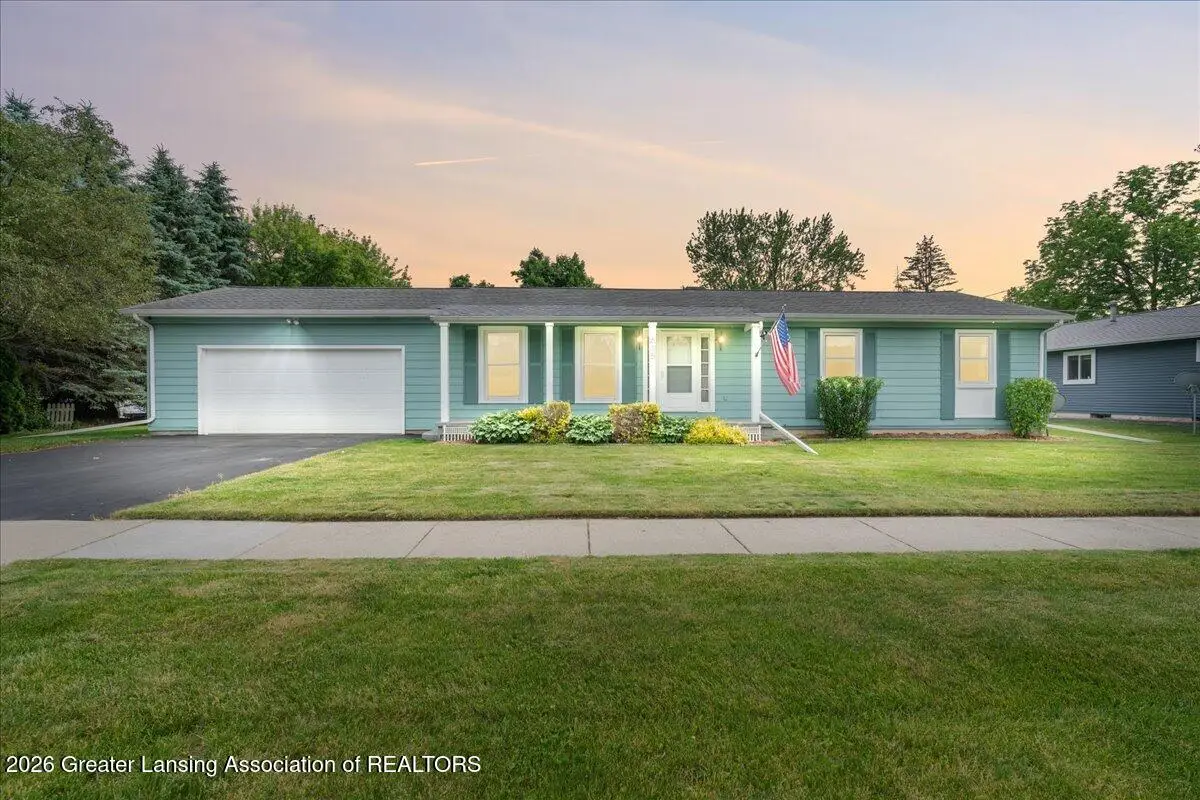 615 Center Street, Mason, MI 48854 - #1