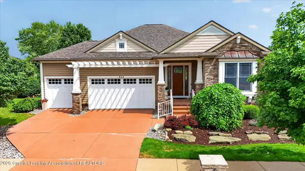 624 Aquila Drive, East Lansing, MI 48823