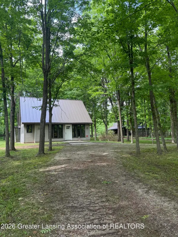 5570 W Stoll Road, Lansing, MI 48906