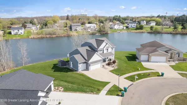 612 Launch Point Drive, Perry, MI 48872