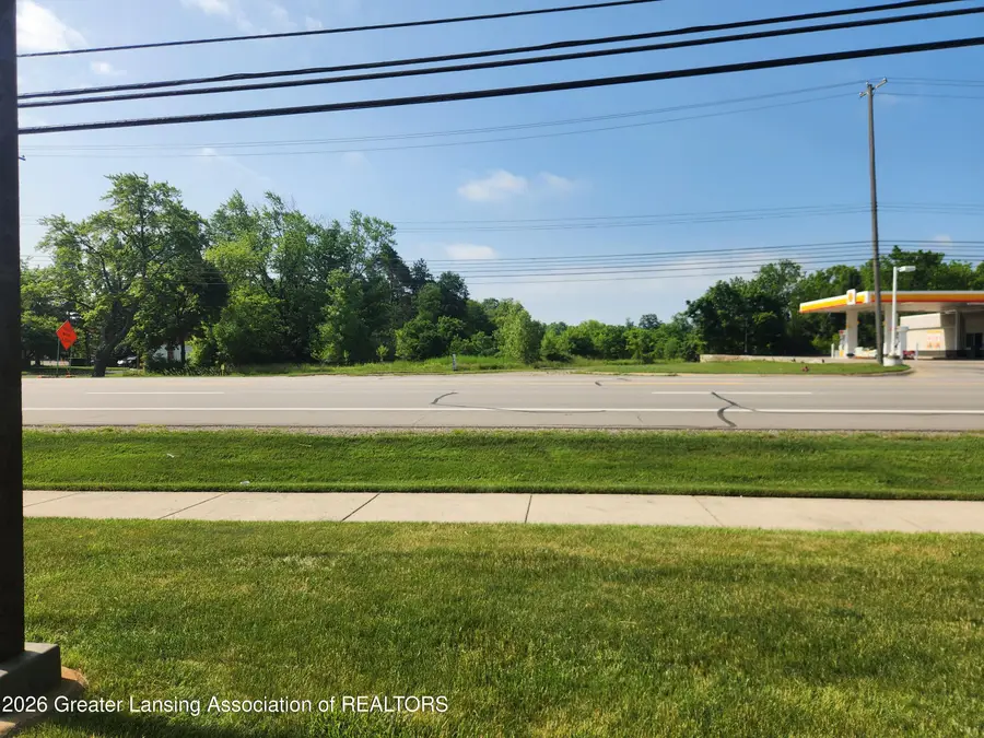 1031 E Saginaw Highway, Grand Ledge, MI 48837 - #2
