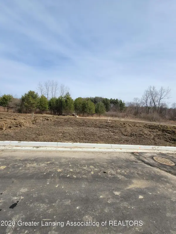 4305 Gisbourne Lane, Lansing, MI 48906