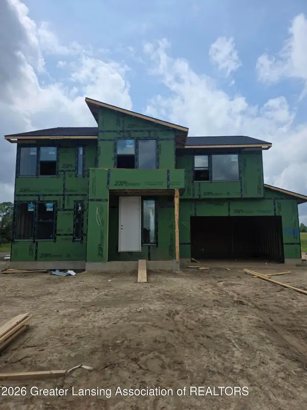 15270 Nottingham Fields Parkway, Lansing, MI 48906