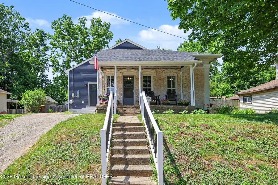 215 Torrey Street, Grand Ledge, MI 48837 - #3