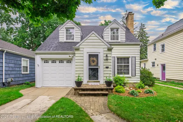 802 Newton Street, Lansing, MI 48912