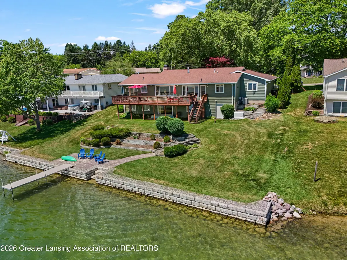 1005 W Geneva Drive, Dewitt, MI 48820 - #1
