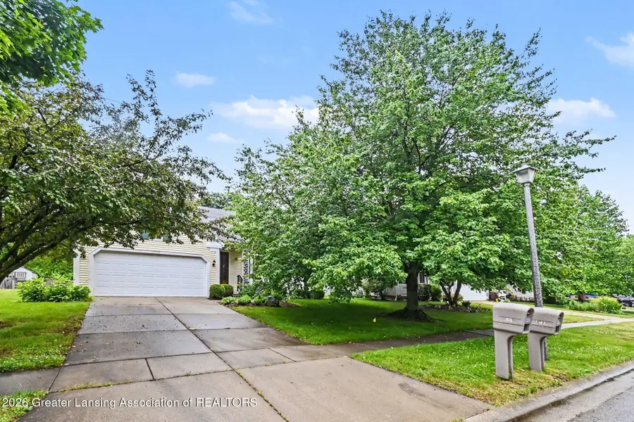 12717 Houghton Drive, Dewitt, MI 48820 - #2